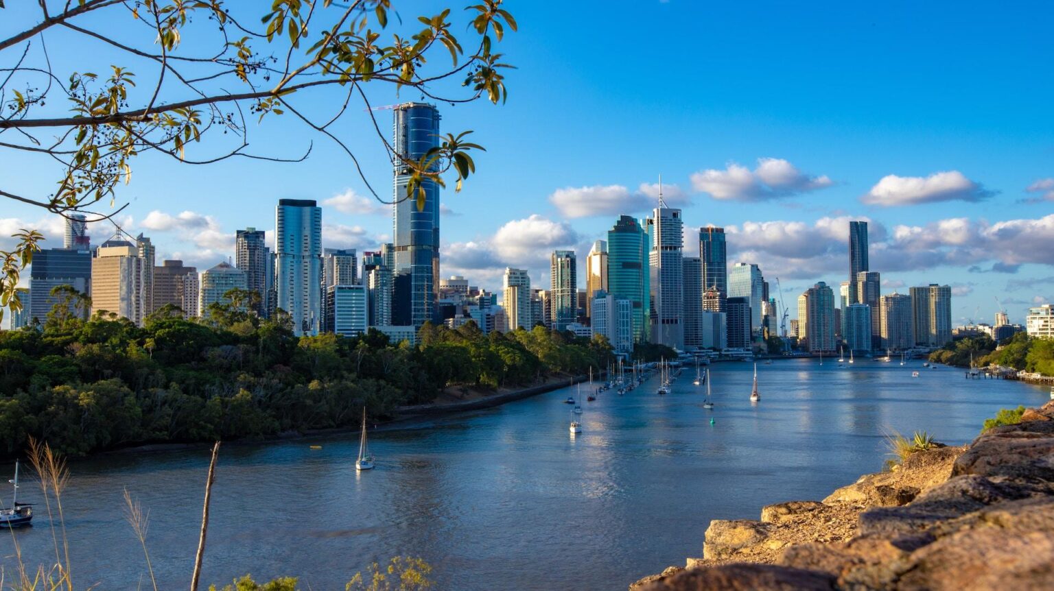 Excellence in Education: Choosing the Best High Schools in Brisbane Excellence in Education: Choosing the Best High Schools in Brisbane